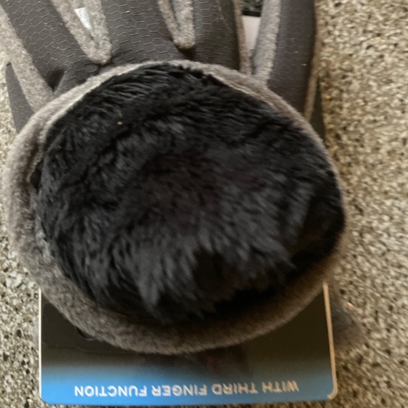 NWT ISOTONER men’s smartouch fur lined gloves - Med - Picture 5 of 5